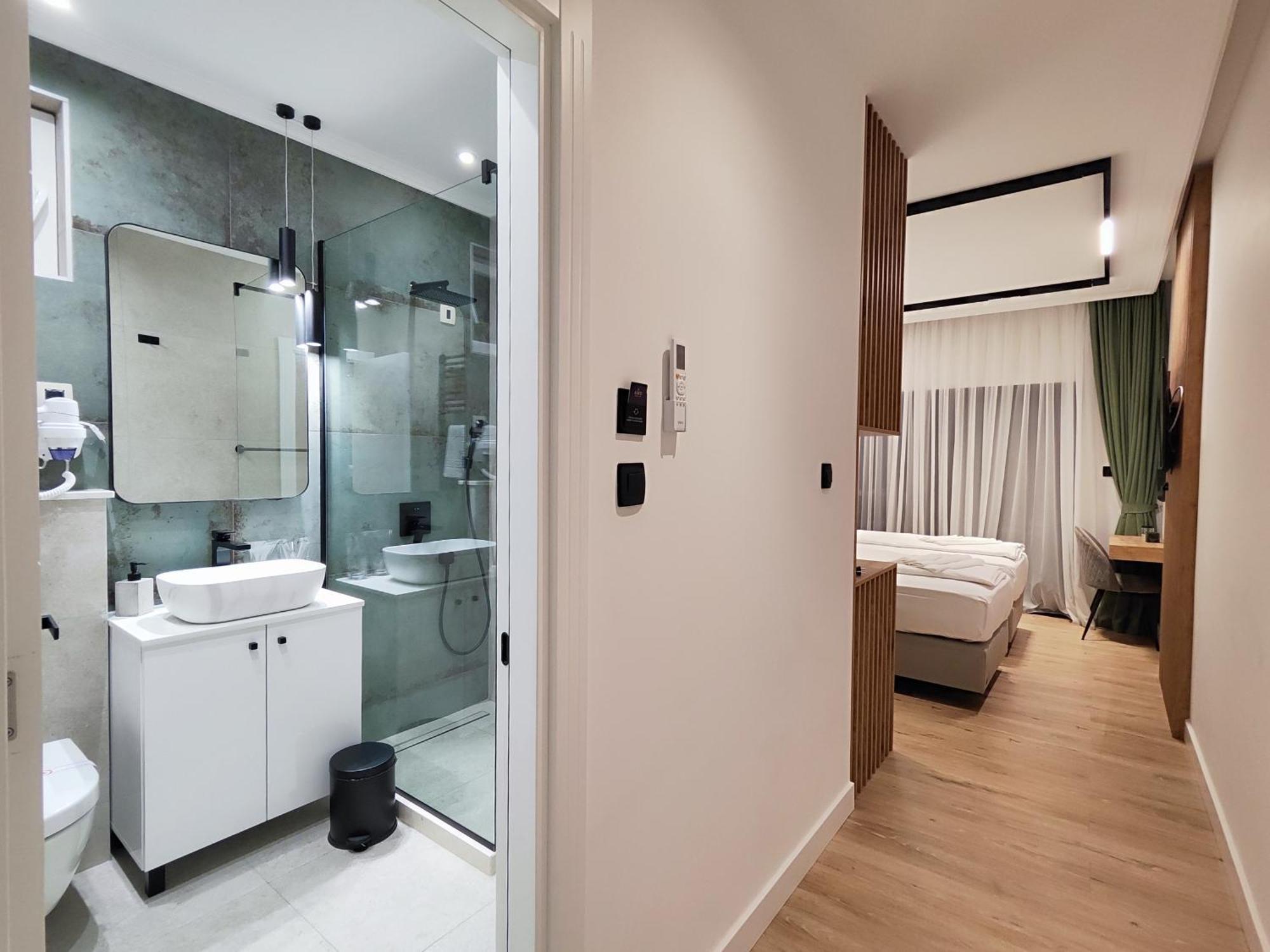 Amd Premium Rooms בודווה מראה חיצוני תמונה
